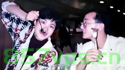 王菲春晚含泪，命运多舛背后的故事揭示父母与哥哥均已离世的心酸历程智能免费问答EasyAI m.857vps.cn，王菲命运多舛背后的故事，父母与哥哥离世的心酸历程揭秘，春晚含泪背后的故事曝光，王菲命运多舛背后的故事，父母与哥哥离世的心酸历程揭秘，春晚含泪背后的故事曝光，智能问答解析人生坎坷历程 第2张