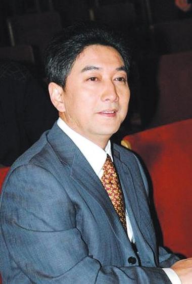 央视主持人水均益携龙凤胎罕见现身，归国之骄傲与家庭之私密智能免费问答EasyAI m.857vps.cn，央视主持人水均益携龙凤胎现身，归国骄傲与家庭私密揭秘，EasyAI问答平台亮相，央视主持人水均益携龙凤胎现身，归国骄傲与家庭私密揭秘，EasyAI问答平台亮相活动报道 第1张