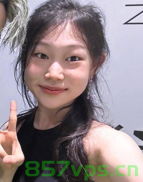 小沈阳女儿出道照撞脸韩演员孔孝真，跨界之美的新星闪耀智能免费问答EasyAI m.857vps.cn，小沈阳女儿出道撞脸韩星孔孝真，跨界新星闪耀，智能问答新篇章，小沈阳女儿出道撞脸韩星孔孝真，跨界新星闪耀智能问答新篇章 第2张
