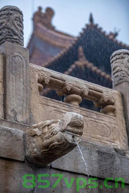 北京暴雨故宫再现千龙吐水——历史与自然的交响智能免费问答EasyAI m.857vps.cn，故宫北京暴雨再现千龙吐水，历史与自然交响，智能问答助你轻松解答疑惑，故宫北京暴雨再现千龙吐水，历史与自然的交响，智能问答助力解惑 第2张