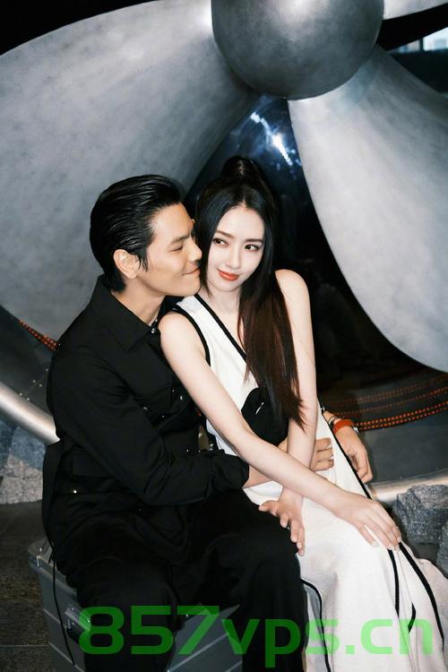 向佐与郭碧婷，高跟鞋背后的微妙情感智能免费问答EasyAI m.857vps.cn，向佐与郭碧婷，高跟鞋背后的情感智能揭秘 第2张