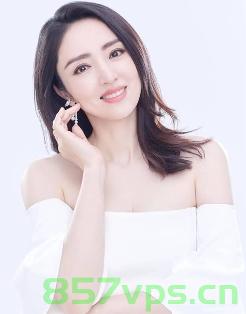 董璇官宣再婚后首现身，绽放的光芒与生活的继续智能免费问答EasyAI m.857vps.cn，董璇再婚首现身，生活的继续与光芒的绽放——智能问答解析