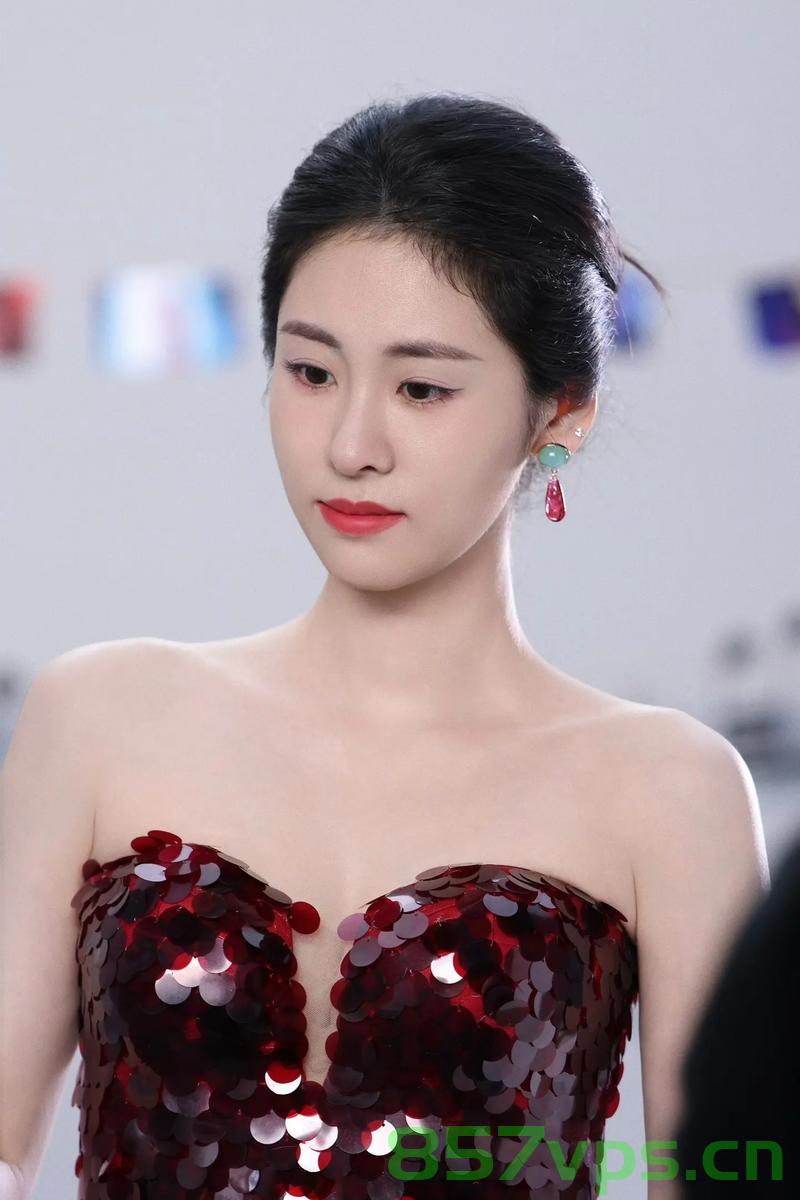张碧晨广州站演唱会开票遭遇冷遇，背后的原因与启示智能免费问答EasyAI m.857vps.cn，张碧晨广州站演唱会开票遇冷，背后的原因与启示，张碧晨广州站演唱会开票遇冷背后的原因与启示 第1张