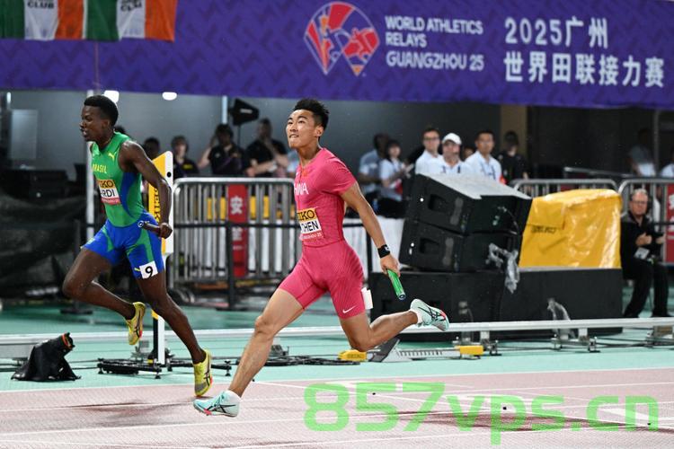 中国男子4X200米接力队创造亚洲纪录，闪耀田径赛场智能免费问答EasyAI m.857vps.cn，中国男子接力队创造亚洲纪录，闪耀田径赛场，EasyAI助力表现惊艳，中国男子接力队闪耀田径赛场，创造亚洲纪录，EasyAI助力惊艳表现