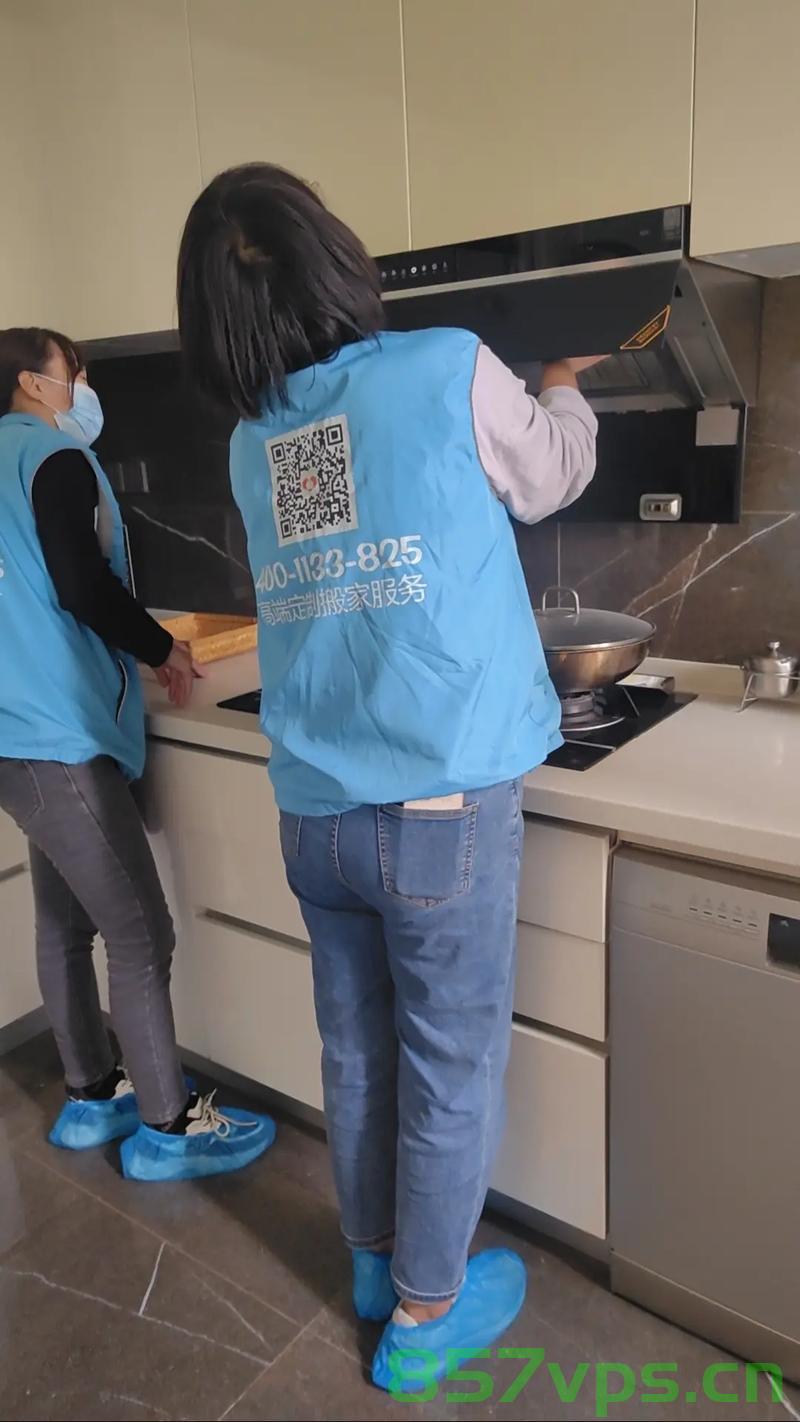 男子遭搬家式保洁，深度探究背后的故事与启示智能免费问答EasyAI m.857vps.cn，男子遭遇搬家式保洁背后的故事与启示，智能问答揭示真相