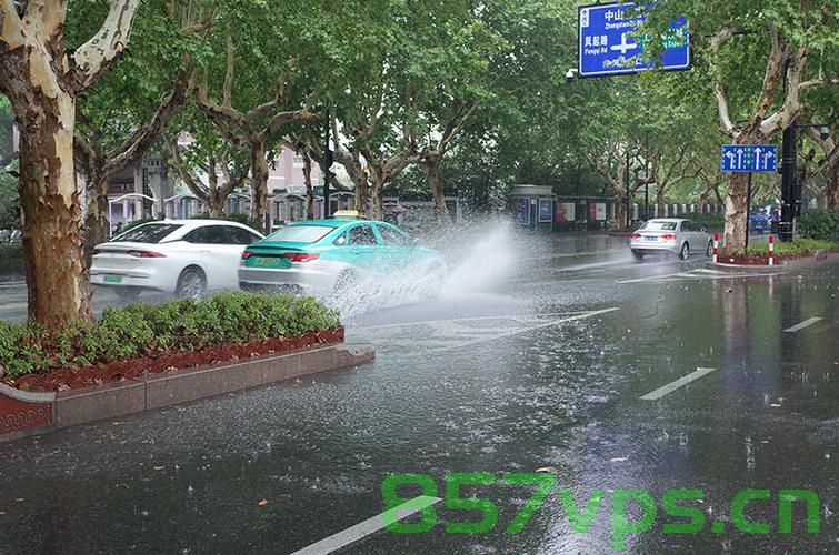 雨后双虹映京城——北京暴雨过后的美丽奇迹智能免费问答EasyAI m.857vps.cn，北京暴雨后的美丽奇迹——雨后双虹映京城 第2张