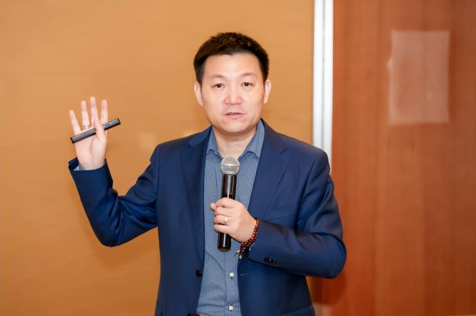 锐捷云桌面服务器授权不足(锐捷云桌面服务器授权不足怎么回事)，锐捷云桌面服务器授权问题解析，授权不足的原因与解决方案