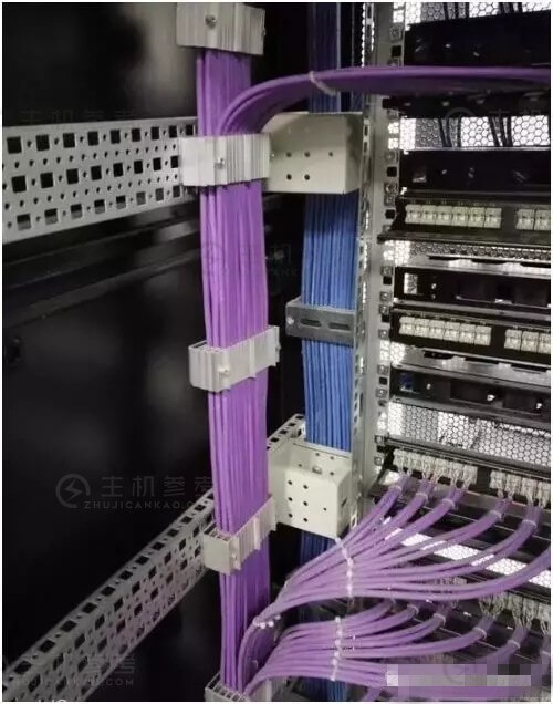 机房的服务器主机怎么新建小鸡的(机房的服务器主机怎么新建小鸡的模型)，机房服务器主机如何新建小鸡模型？ 第2张