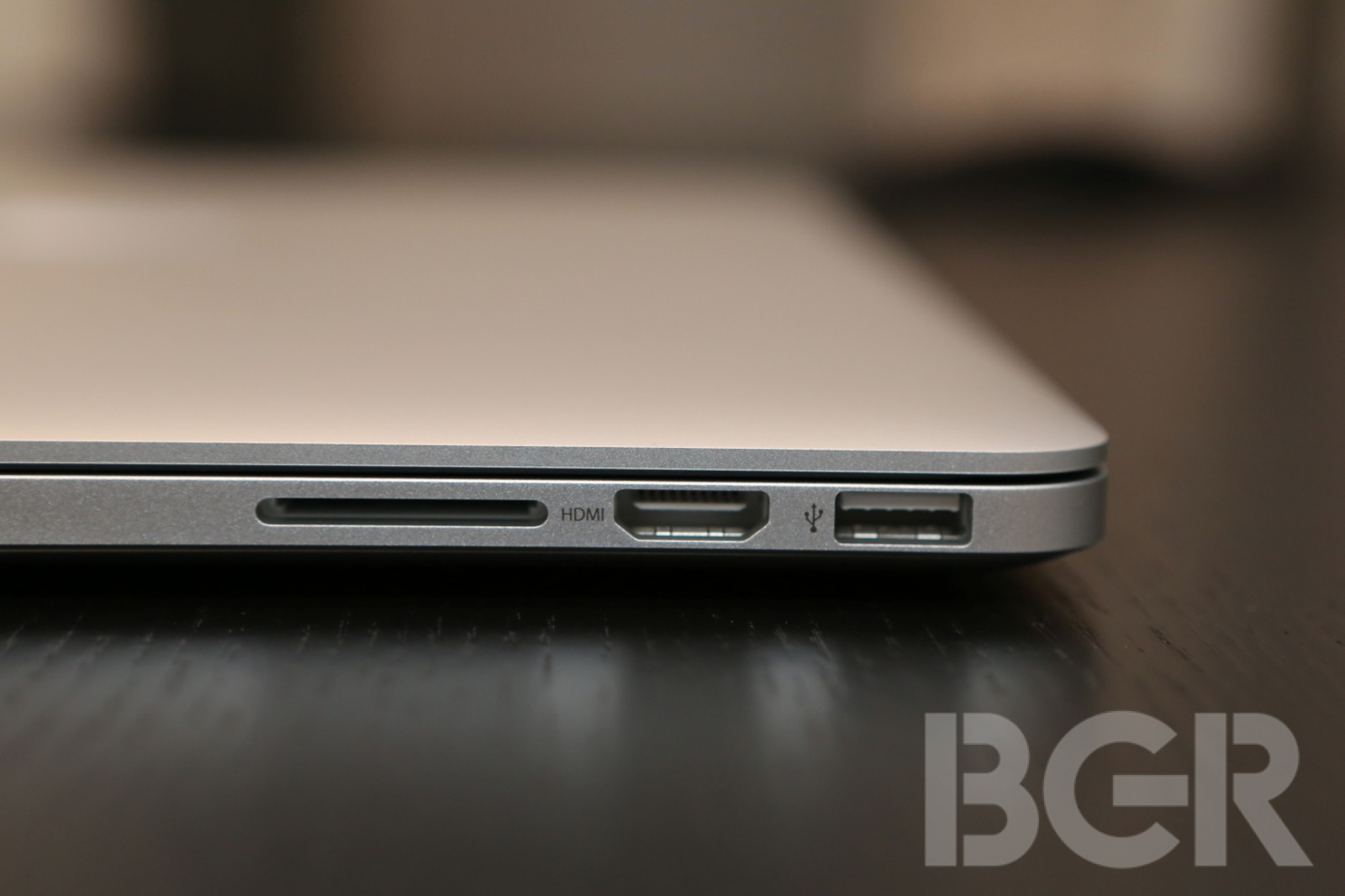 macbookpro主机服务器(macbookair服务器出错什么意思)，Macbook Pro主机服务器问题及Air服务器出错解析，Macbook Pro与Air服务器出错解析，主机服务器问题及解决方案，Macbook Pro与Air服务器出错解析及解决方案，主机服务器问题详解与修复指南 第2张