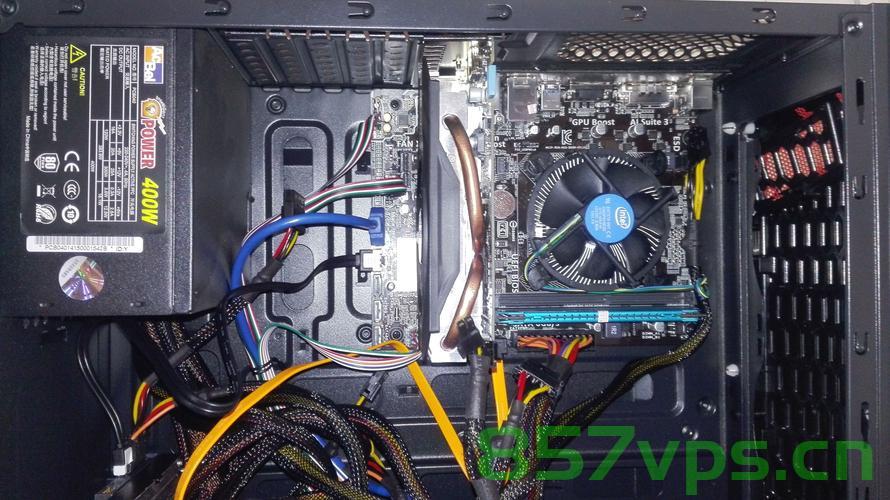 关于一台电脑主机双显示的问题（一主机双显示怎么用），电脑主机双显示使用指南，一主机如何实现双显示功能？，电脑主机双显示指南，功能使用与实现方法，电脑主机双显示功能指南，使用与实现方法