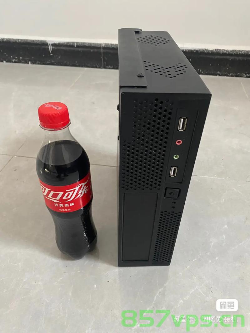 第一个拿到主机的是中国玩家（第一台主机），中国玩家首个获得主机，历史性的时刻，中国玩家首个获得主机，历史性的时刻，中国玩家首个获得主机，历史性的时刻，中国玩家首个获得主机，历史性的时刻