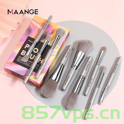 利用新媒体平台，彩妆化妆工具市场如何挖掘潜在客户，彩妆化妆工具市场的新媒体营销策略，挖掘潜在客户的攻略，彩妆化妆工具市场的新媒体营销策略，挖掘潜在客户攻略与营销技巧探索