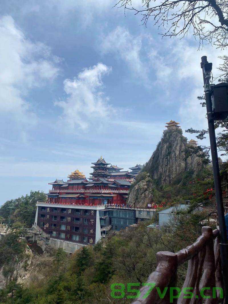 老君山景区紧急闭园事件，背后的故事与启示智能免费问答EasyAI m.857vps.cn，老君山景区紧急闭园事件背后的故事与启示，智能旅游的挑战与应对