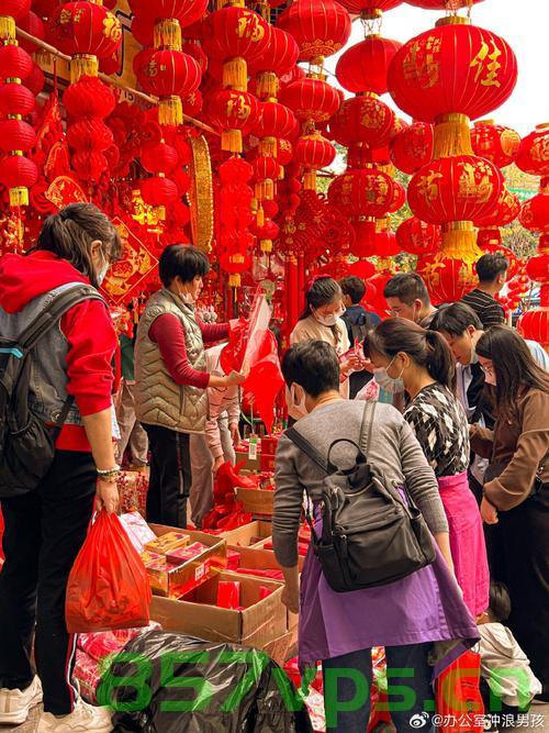 当00后走进年货市场，一场文化与潮流的交融智能免费问答EasyAI m.857vps.cn，文化与潮流交融，00后年货市场的新篇章