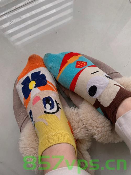 女子发现袜子上印有狗牵女性不雅图片引发社会关注与讨论智能免费问答EasyAI m.857vps.cn，女子发现不雅图案袜子引发社会关注与讨论，EasyAI智能问答探讨话题，女子发现不雅图案袜子引发社会热议，EasyAI智能问答探讨话题背后的争议与讨论，女子发现不雅图案袜子引发社会热议，EasyAI智能问答探讨背后的争议与讨论，女子发现印有不当图案袜子引发社会热议与讨论，EasyAI智能问答探讨背后的争议及影响