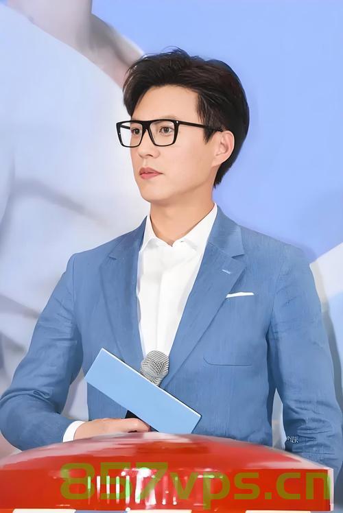 靳东回应上热搜，没什么时间看手机——一位演员的自我修养与专注之道智能免费问答EasyAI m.857vps.cn，靳东，演员的自我修养与专注之道——无暇关注热搜，专注演艺之路，靳东，专注演艺之路，无暇关注热搜——演员的自我修养与专注之道，靳东，专注演艺之路，展现演员的自我修养与专注之道，靳东，专注演艺之路，展现演员的自我修养与专注，无暇关注热搜回应热议话题