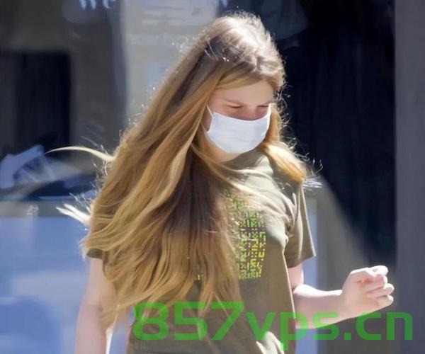 马斯克遭变性女儿猛烈抨击，亲情与性别的复杂纠葛智能免费问答EasyAI m.857vps.cn，马斯克与变性女儿之间的纠葛，亲情与性别的复杂冲突揭秘，揭秘马斯克与变性女儿之间的纠葛，亲情与性别的复杂冲突，智能问答平台EasyAI解析