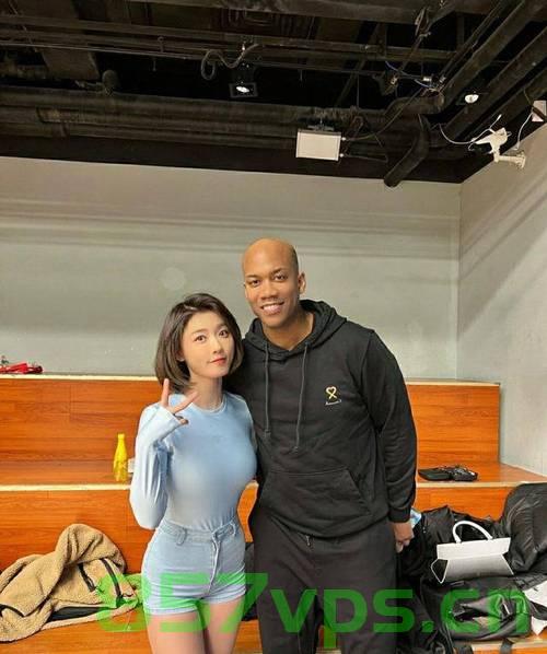 马布里官宣与中国女歌手结婚，篮球与音乐的跨界之恋智能免费问答EasyAI m.857vps.cn，马布里与中国女歌手跨界联姻，篮球与音乐的浪漫之恋，马布里与中国女歌手跨界联姻，篮球与音乐的浪漫之恋揭秘（独家报道），独家揭秘，马布里与中国女歌手跨界联姻，篮球与音乐的浪漫之恋！