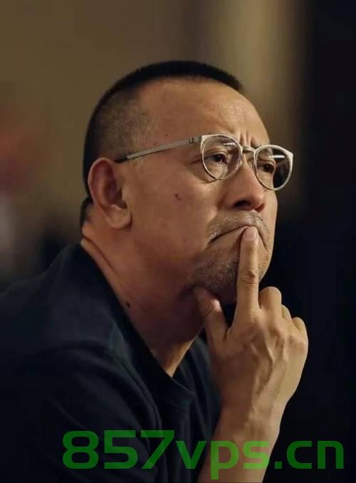 姜文亮相北京国际电影节，电影魅力与导演风采的完美结合智能免费问答EasyAI m.857vps.cn，姜文在北京国际电影节展现电影魅力与导演风采，智能问答背后的故事，姜文北京电影节展现风采，电影魅力与智能问答背后的故事 第2张