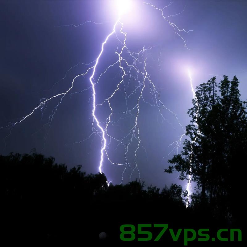 西安雷雨交加出现超大闪电的神秘夜晚智能免费问答EasyAI m.857vps.cn，西安神秘雷雨夜，超大闪电与智能问答EasyAI的交汇点