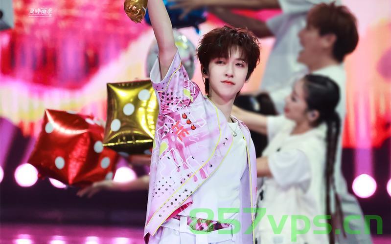 贺峻霖的演唱会之旅，张杰的魅力之夜智能免费问答EasyAI m.857vps.cn，贺峻霖演唱会之旅，张杰魅力之夜与EasyAI的奇幻之旅，贺峻霖演唱会之旅，张杰魅力之夜与EasyAI的奇幻之旅 第1张