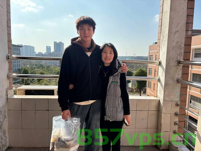 病重男孩与全班拍毕业照次日离世，生命与友情的短暂交织智能免费问答EasyAI m.857vps.cn，病重男孩离世，班级友情与生命的短暂交织——生命的珍贵与友情的永恒记忆