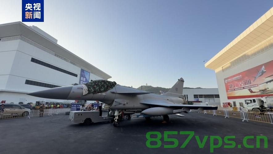 歼10CE模型成兰卡威海空展瞩目焦点，揭示其技术魅力与军事价值智能免费问答EasyAI m.857vps.cn，歼10CE模型在兰卡威海空展大放异彩，技术魅力与军事价值展现 第2张