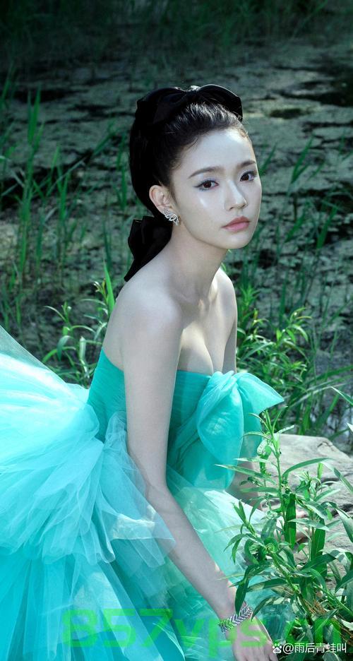 林允穿半透明纱裙，身材绝美惊艳众人智能免费问答EasyAI m.857vps.cn，林允半透明纱裙亮相，绝美身姿惊艳众人 - 智能问答平台解析，林允半透明纱裙亮相惊艳众人，智能问答平台解析与评测 第2张