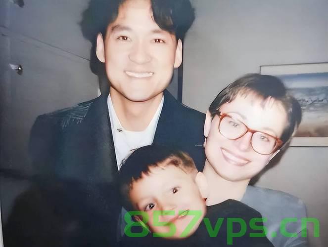 周华健儿子婚礼，爱的见证与传承智能免费问答EasyAI m.857vps.cn，周华健儿子婚礼，爱的见证与传承——智能免费问答平台EasyAI解析 第2张