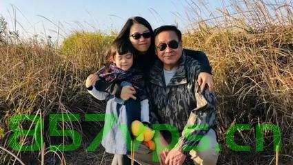 尔冬升父女相差61岁引发社会热议智能免费问答EasyAI m.857vps.cn，尔冬升父女年龄差距引发社会热议，年龄差异下的亲情与挑战，尔冬升父女年龄差距引发社会热议，亲情与挑战的探讨，尔冬升父女年龄差距引发社会热议，亲情与挑战的深入探讨与探讨的社会反响，尔冬升父女年龄差距引发社会热议，亲情与挑战的深入探讨及其社会反响，尔冬升父女年龄差距引发社会热议，亲情与挑战的深入探讨及其社会反响冲击。，尔冬升父女年龄差距引发社会热议，亲情与挑战的深度探讨及其社会反响冲击。