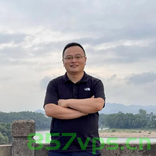 农大校长的坚毅背影，63岁的坚守与责任智能免费问答EasyAI m.857vps.cn，农大校长坚毅背影，63岁的坚守与责任之道