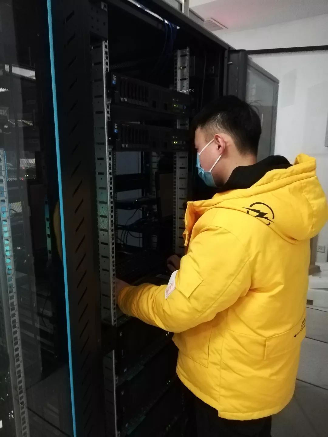 关于贵州英文服务器托管的信息，贵州英文服务器托管概览，贵州英文服务器托管概览，深入了解服务器托管信息 第1张